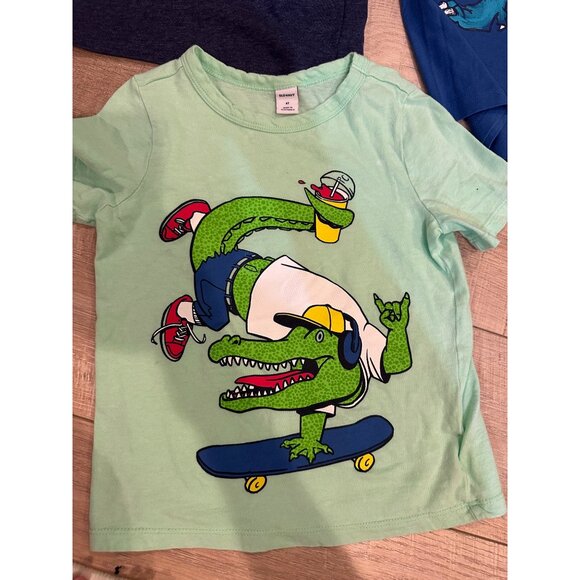 BOYS LOT OF 4T SHORT SLEEVE T SHIRTS OLD NAVY OSHKOSH CARTERS 6 SHIRTS - Picture 5 of 16